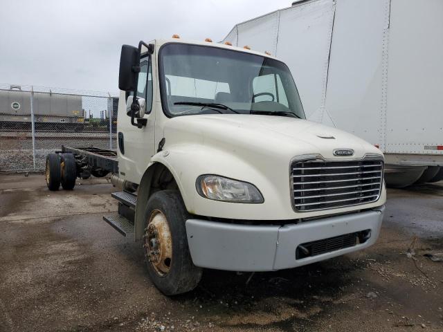  Salvage Freightliner M2 106 Med