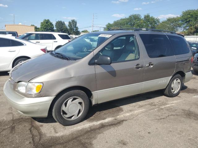  Salvage Toyota Sienna