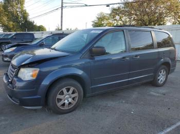  Salvage Chrysler Minivan