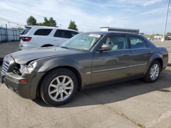  Salvage Chrysler 300