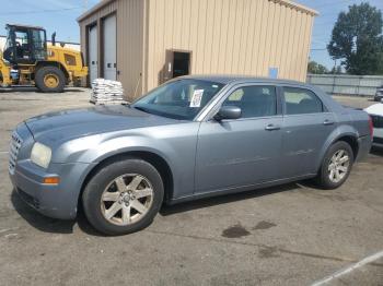  Salvage Chrysler 300