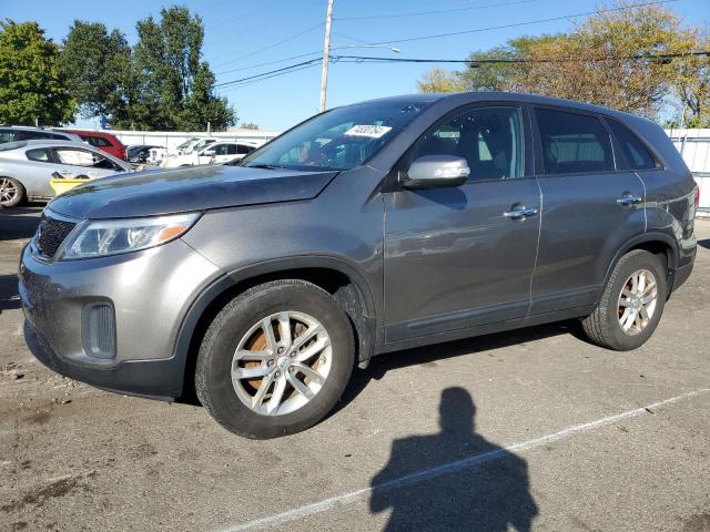  Salvage Kia Sorento