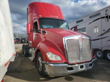  Salvage Kenworth Constructi