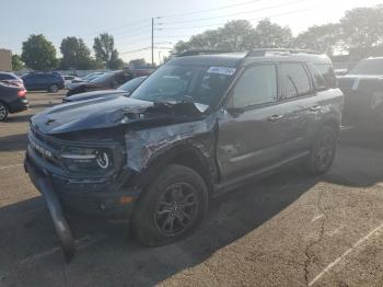  Salvage Ford Bronco