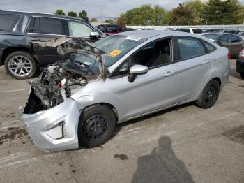  Salvage Ford Fiesta