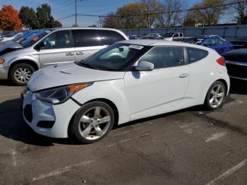  Salvage Hyundai VELOSTER