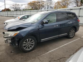  Salvage Nissan Pathfinder