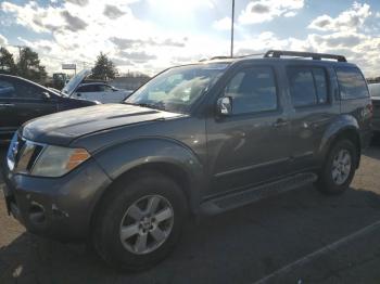  Salvage Nissan Pathfinder