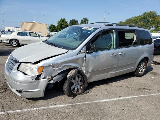  Salvage Chrysler Minivan