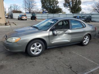  Salvage Ford Taurus