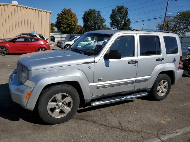  Salvage Jeep Liberty