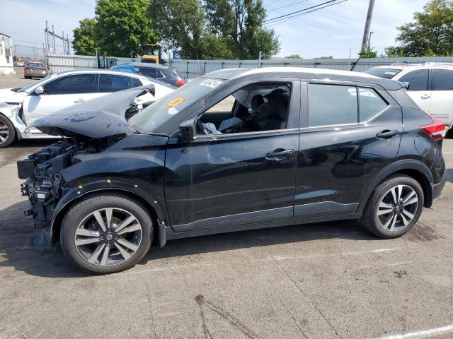  Salvage Nissan Kicks