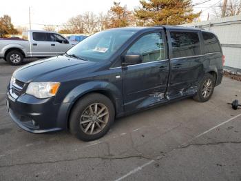  Salvage Dodge Caravan