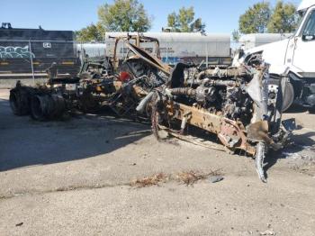  Salvage Freightliner Cascadia 1