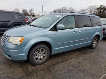  Salvage Chrysler Minivan