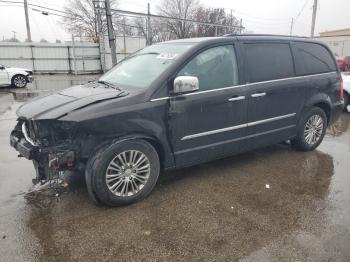  Salvage Chrysler Minivan