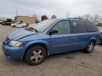  Salvage Dodge Caravan