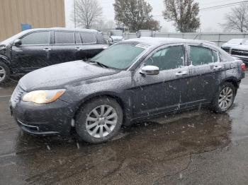  Salvage Chrysler 200