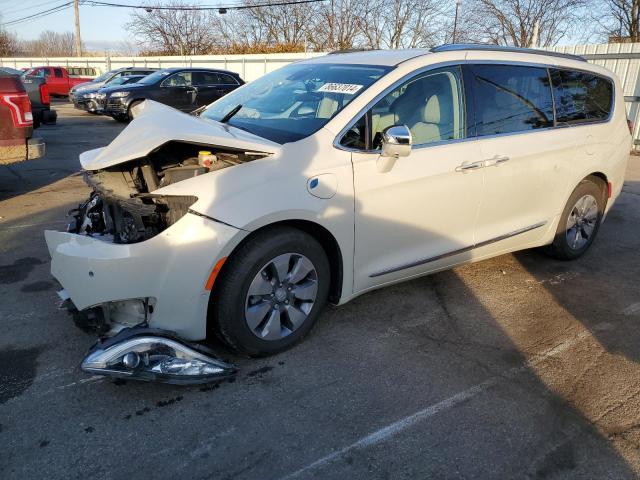  Salvage Chrysler Pacifica