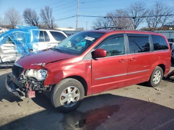  Salvage Chrysler Minivan