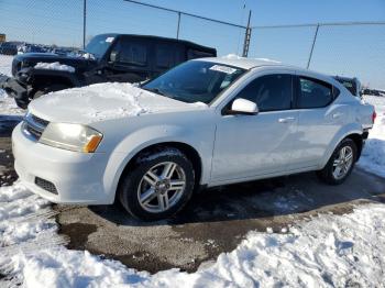  Salvage Dodge Avenger