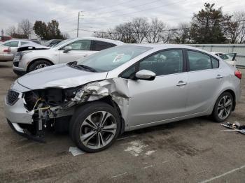  Salvage Kia Forte