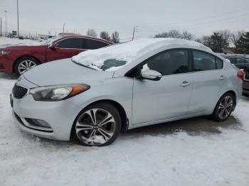  Salvage Kia Forte