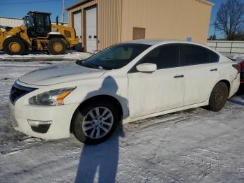  Salvage Nissan Altima