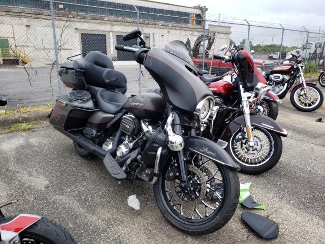  Salvage Harley-Davidson Fl