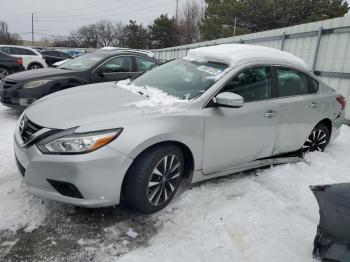  Salvage Nissan Altima