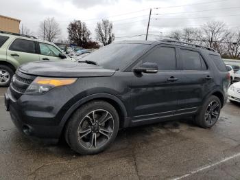  Salvage Ford Explorer