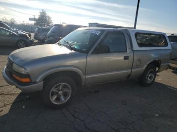  Salvage Chevrolet S-10