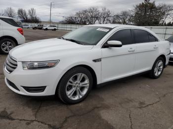  Salvage Ford Taurus