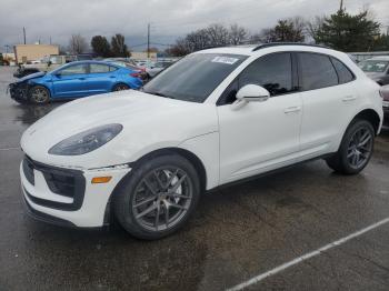  Salvage Porsche Macan