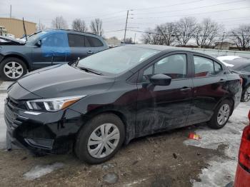  Salvage Nissan Versa