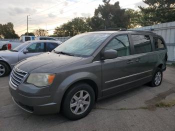  Salvage Chrysler Minivan