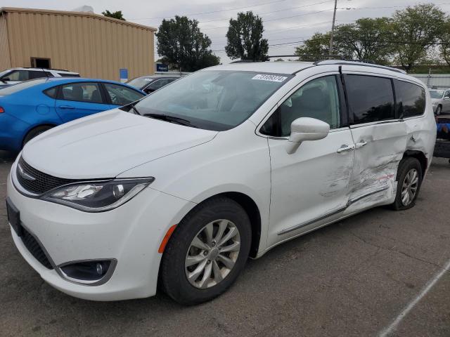  Salvage Chrysler Pacifica