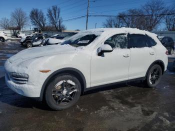  Salvage Porsche Cayenne