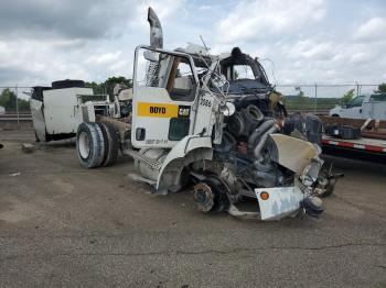  Salvage Kenworth Constructi