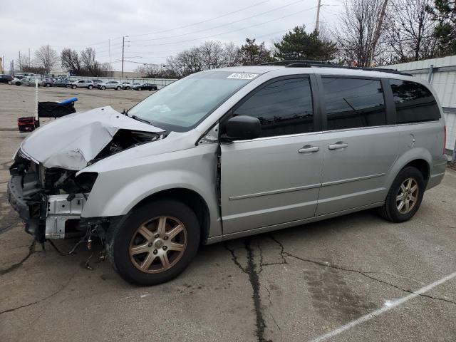  Salvage Chrysler Minivan