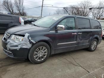  Salvage Chrysler Minivan