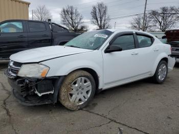  Salvage Dodge Avenger