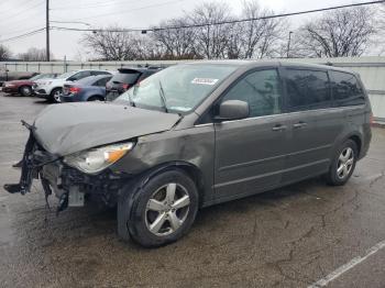  Salvage Volkswagen Routan