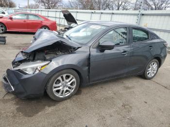  Salvage Toyota Yaris
