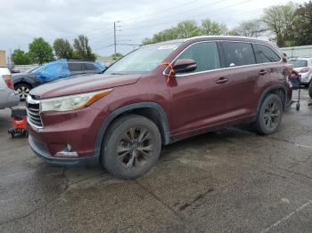  Salvage Toyota Highlander