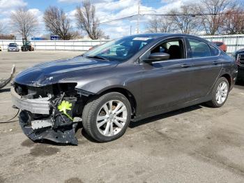  Salvage Chrysler 200