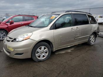  Salvage Toyota Sienna