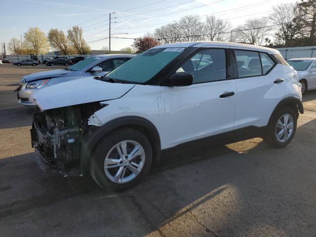  Salvage Nissan Kicks