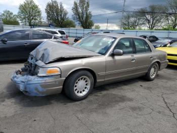  Salvage Ford Crown Vic