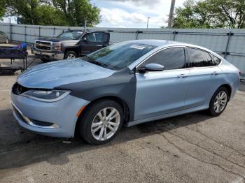  Salvage Chrysler 200